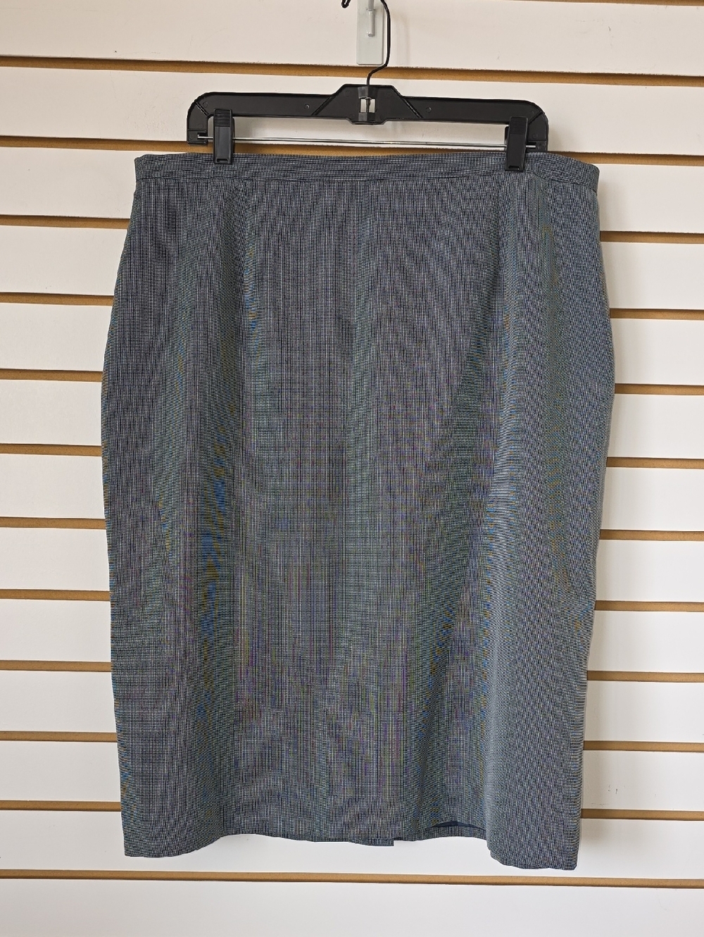 Worthington Gray Patterned Pencil Skirt